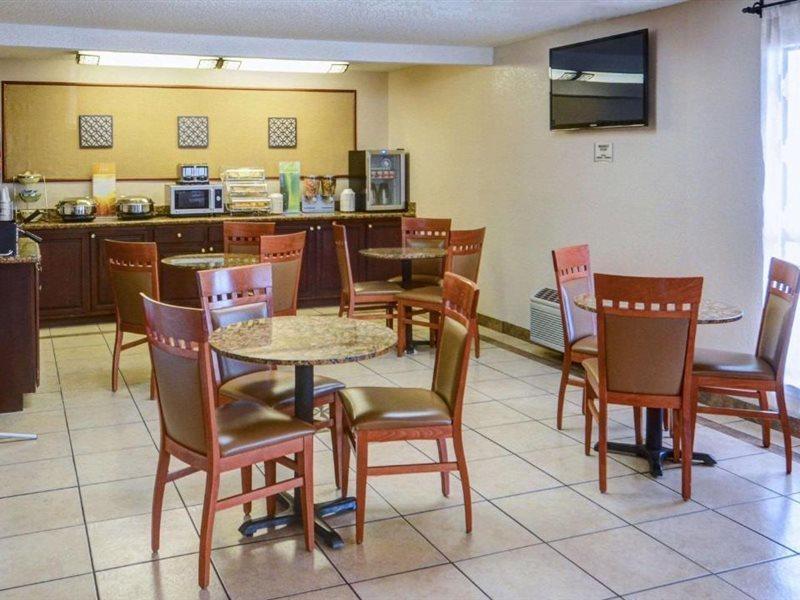 Quality Inn Plainview Eksteriør billede