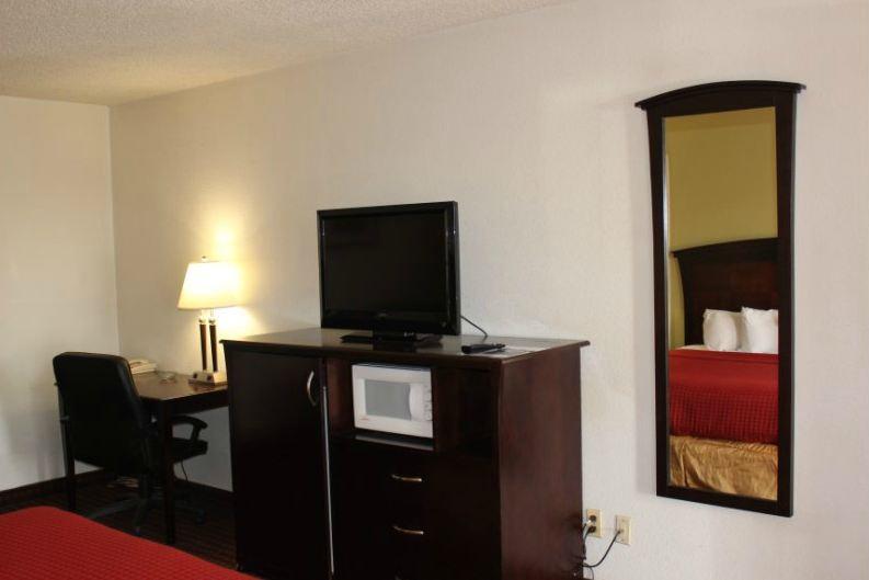 Quality Inn Plainview Eksteriør billede