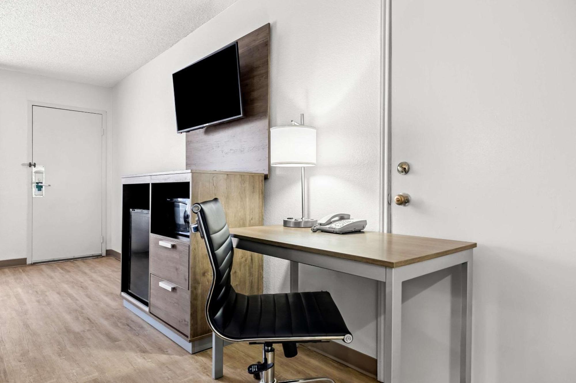 Quality Inn Plainview Eksteriør billede