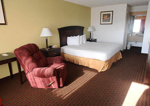 Quality Inn Plainview Eksteriør billede